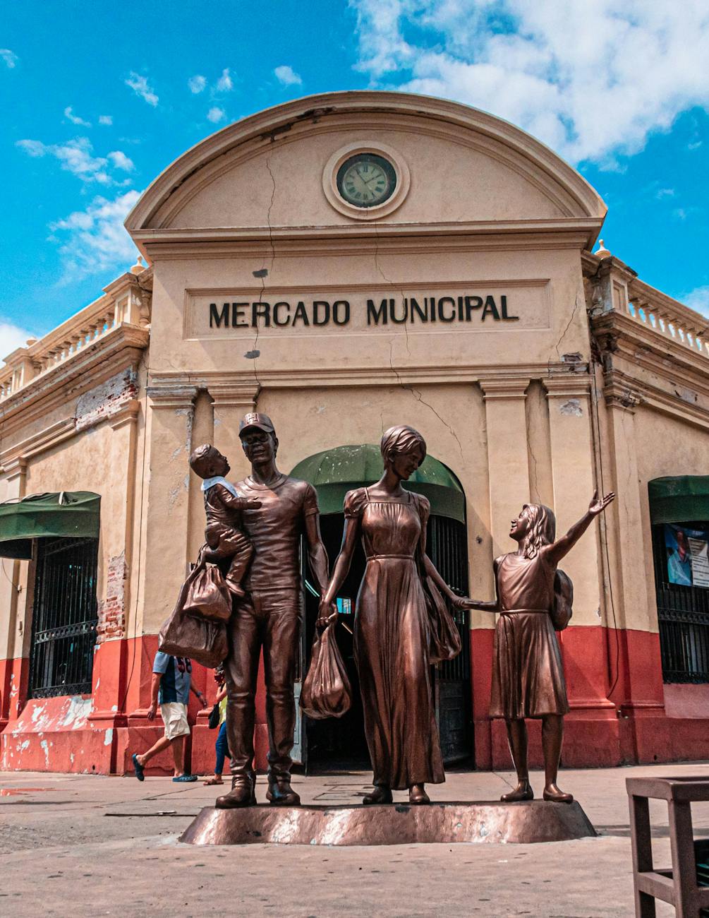 Mercados Locais: A Melhor Forma de Comer Bem, Barato e Como Um Verdadeiro&nbsp;Local